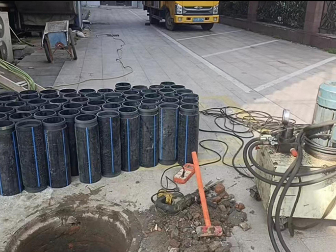 卓资PE置换管厂家 DN315置换管 非开挖管短管置换